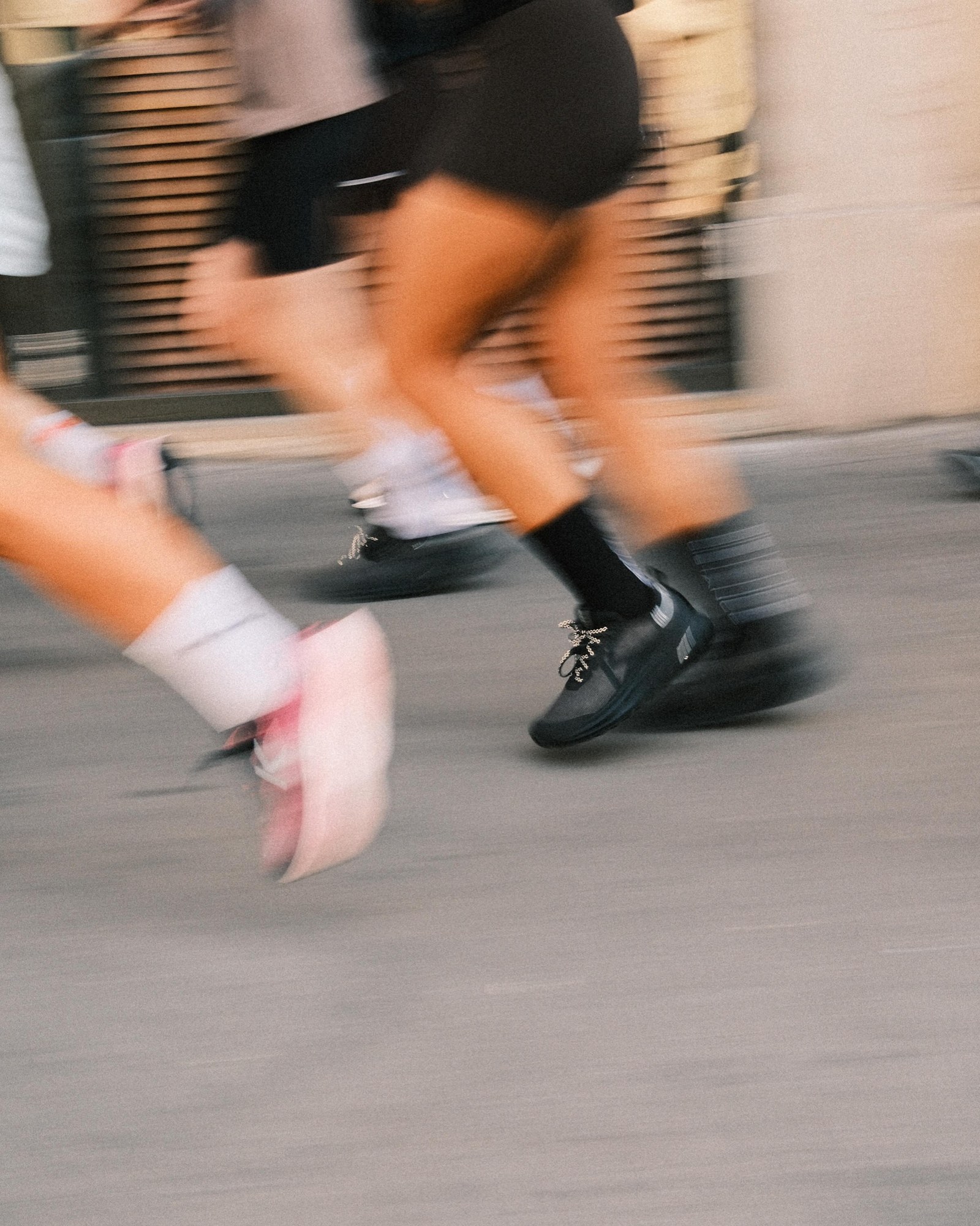 Motion, the pack moving.